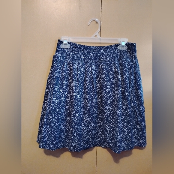 Old Navy Stars Skater Skirt - Picture 1 of 3